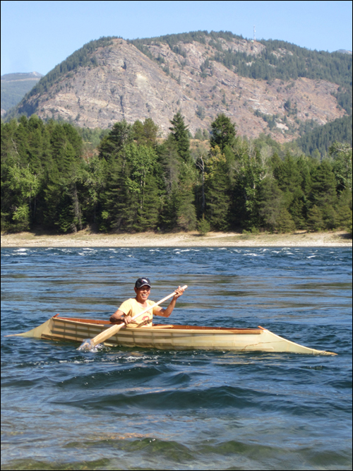 sturgeon nosed canoe image